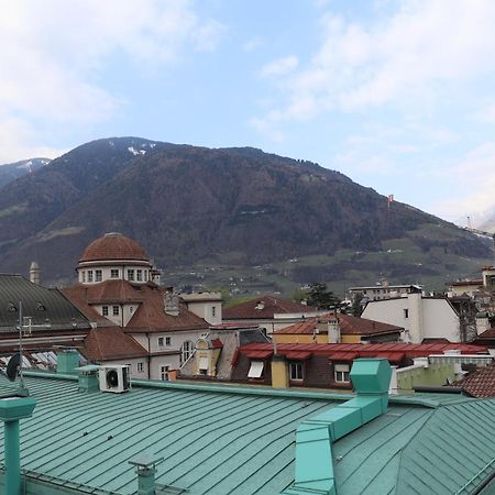Апартаменты Ausblick Kleinjuwel Mit Panoramablick + Garage Мерано Экстерьер фото