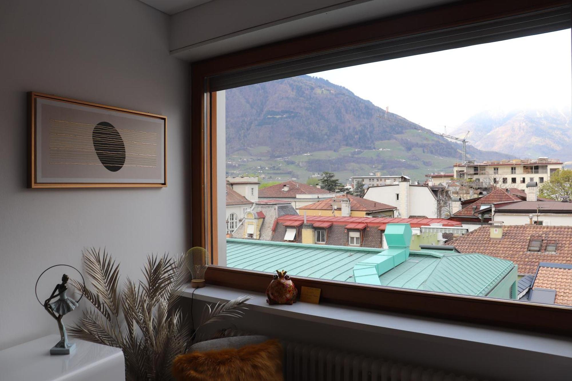 Апартаменты Ausblick Kleinjuwel Mit Panoramablick + Garage Мерано Экстерьер фото
