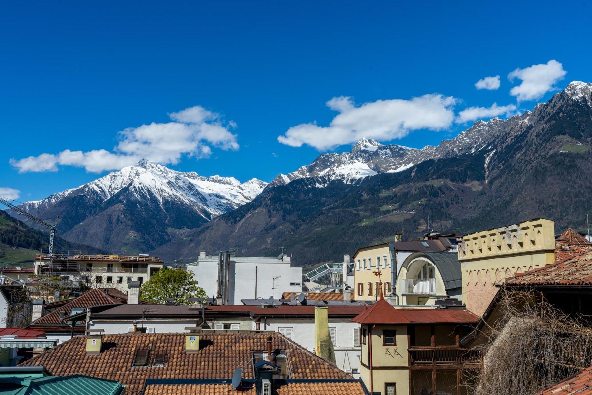 Апартаменты Ausblick Kleinjuwel Mit Panoramablick + Garage Мерано Экстерьер фото